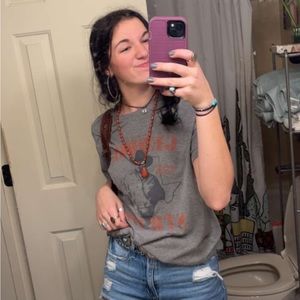 Meet your Posher, Mia